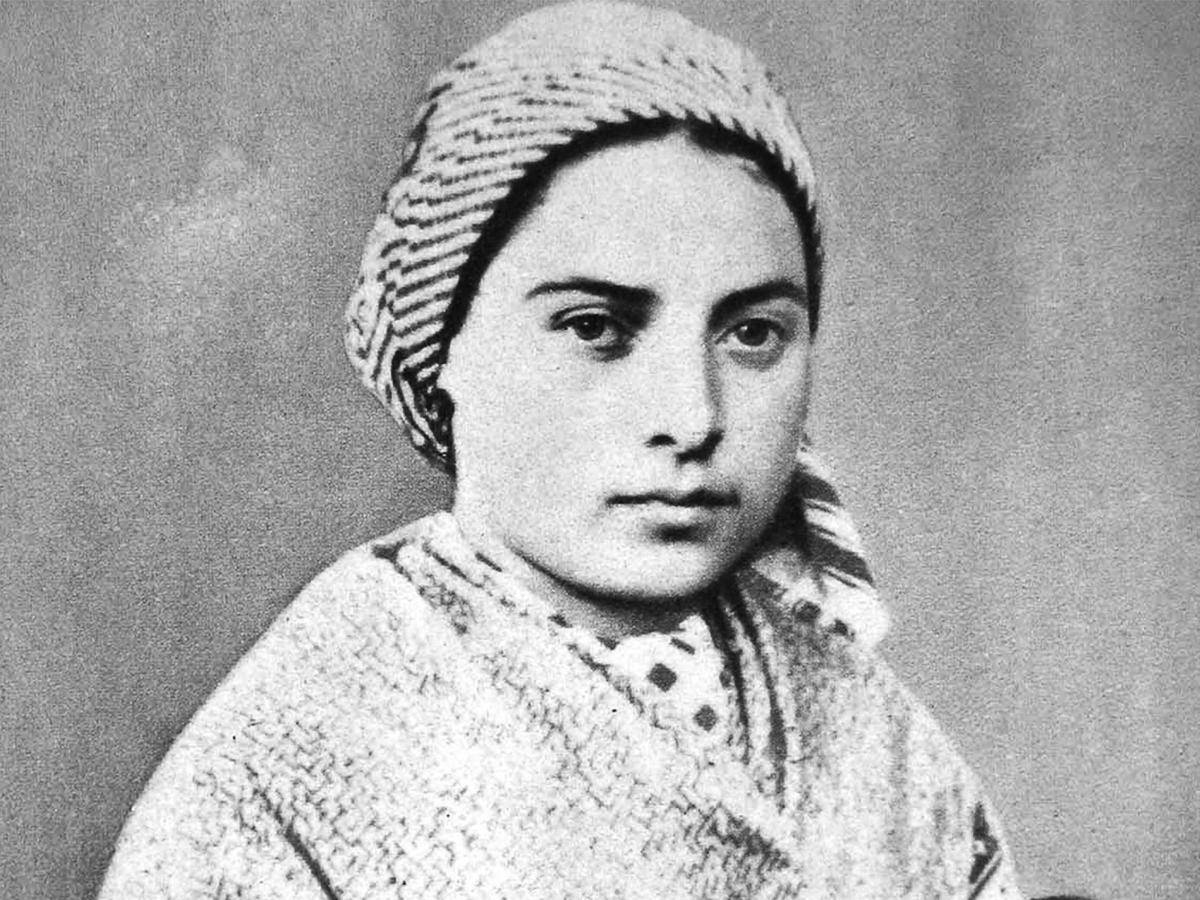Februar_2024_der13_01 Bernadette Soubirous Lourdes quer