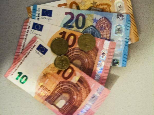 Die Bargeldabschaffung schreitet weiter voran