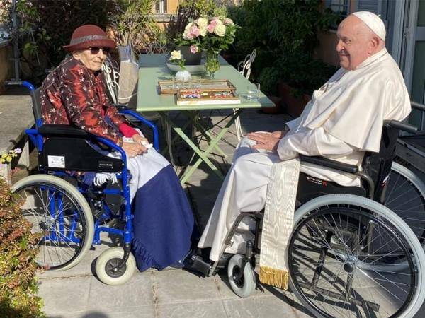 Papst Franziskus I. und Signora Emma Bonino