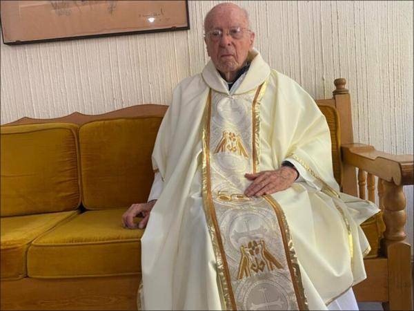 Bischof wird 103