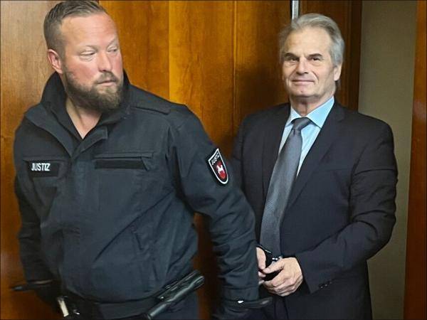 Reiner Füllmich tritt zur Bundestagswahl